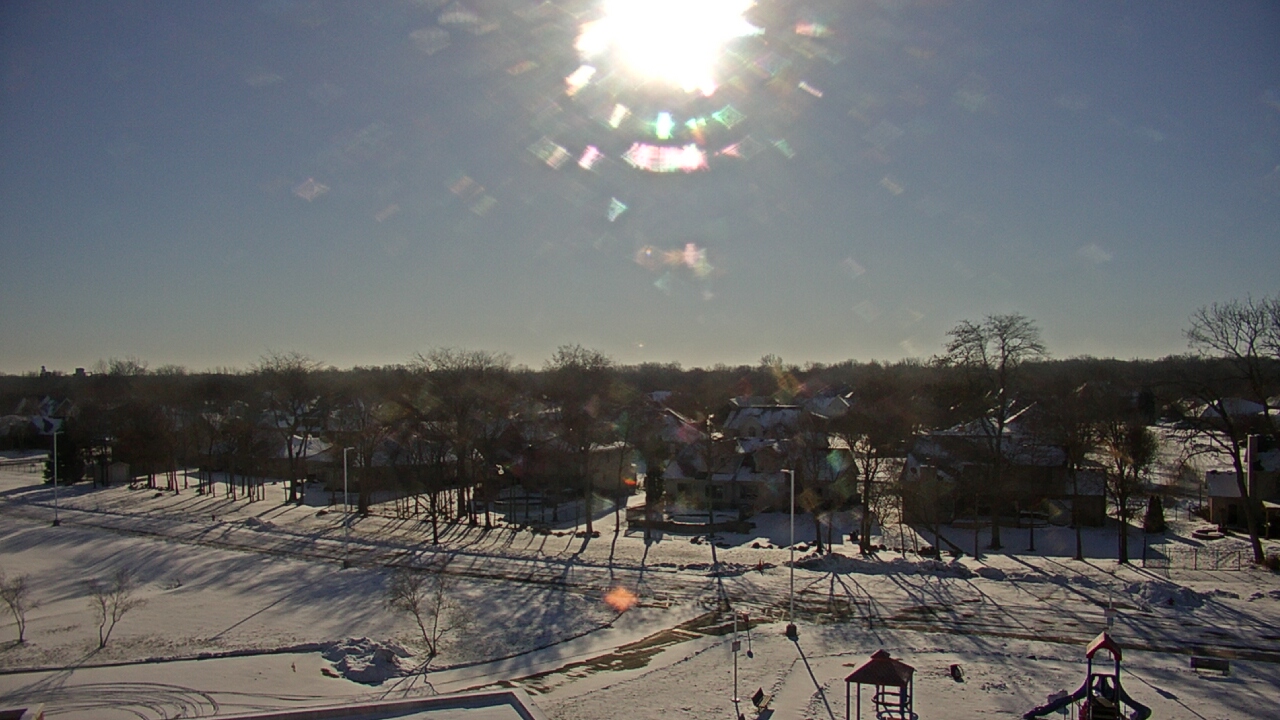 Thumbnail for current weather camera view from Morris Elementary School in Morris, Illinois