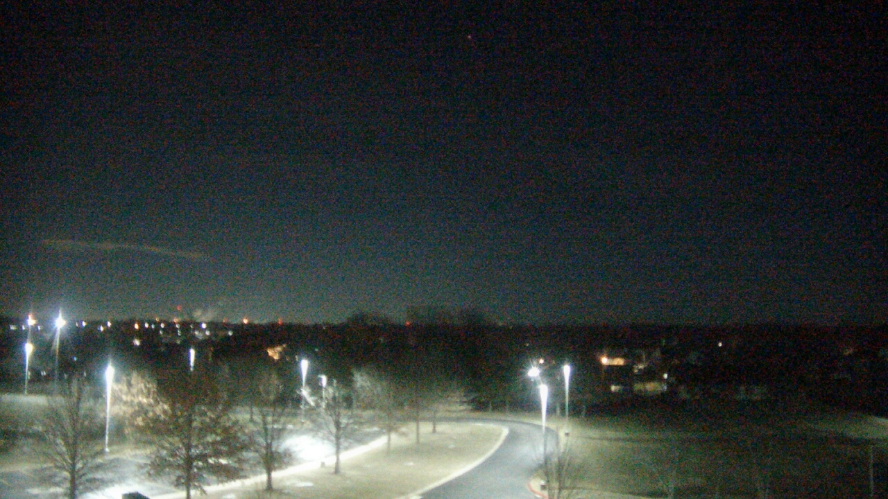 Thumbnail for current weather camera view from Morris Elementary School in Morris, Illinois