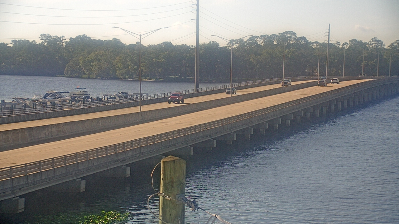 Thumbnail for current weather camera view from Mandarin Holiday Marina in Jacksonville, Florida
