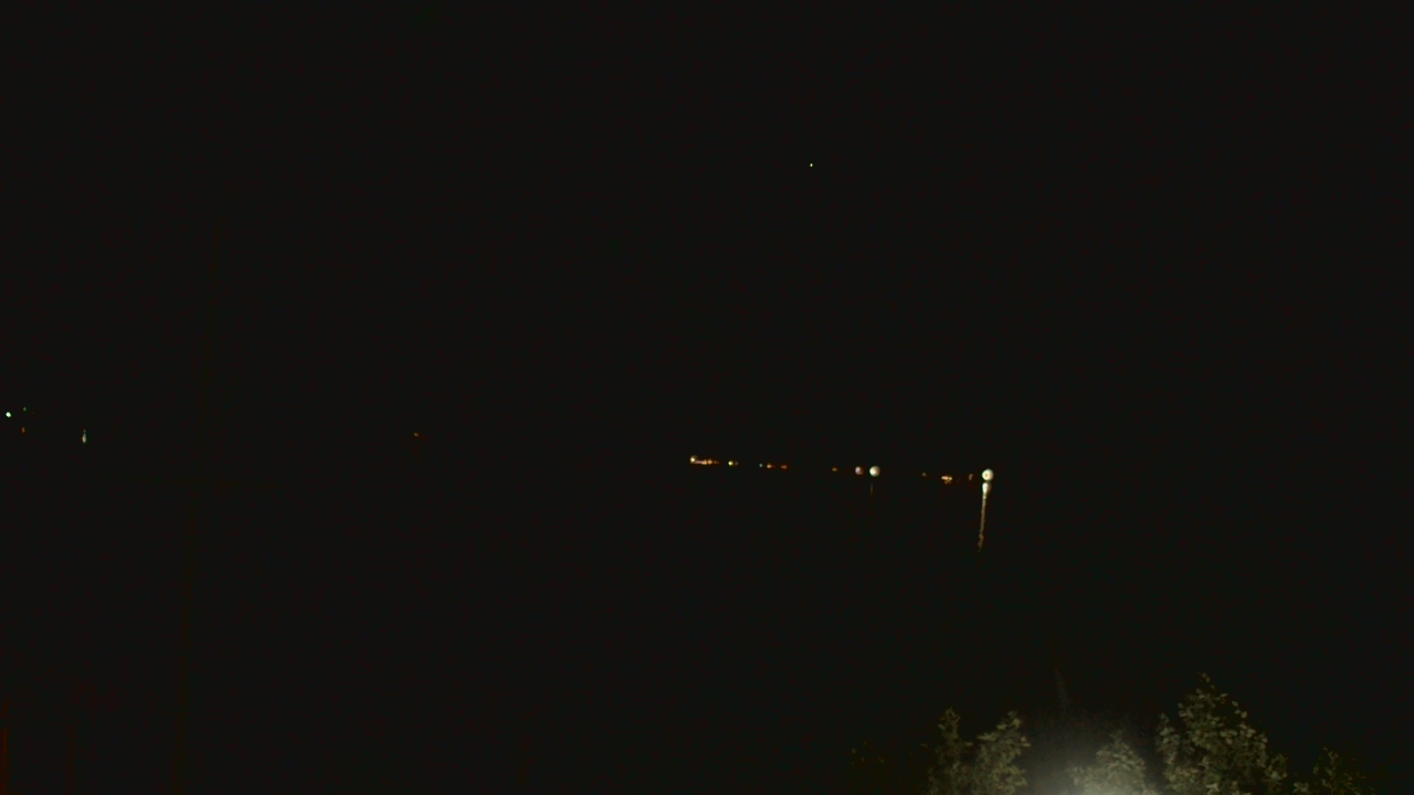 Thumbnail for current weather camera view from Beach Point Club in Mamaroneck, New York