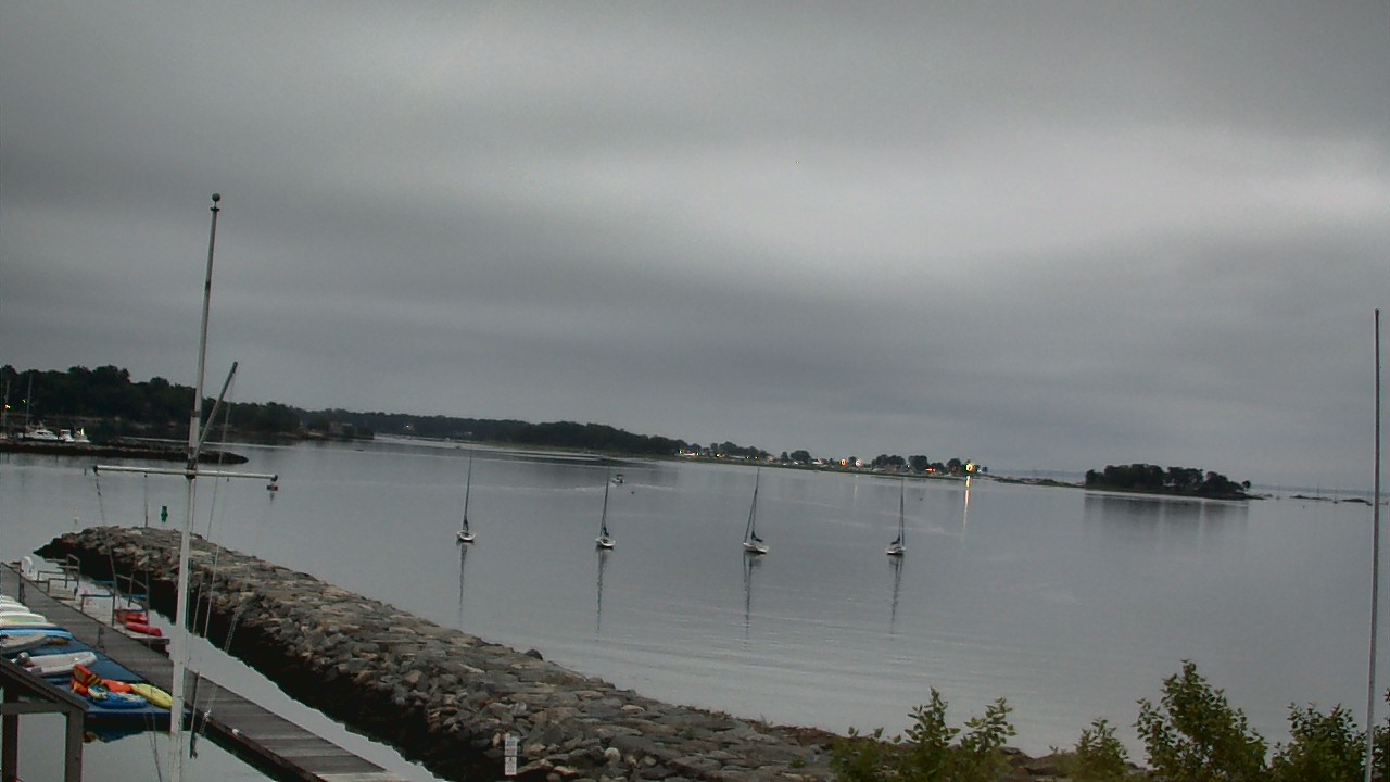 Thumbnail for current weather camera view from Beach Point Club in Mamaroneck, New York