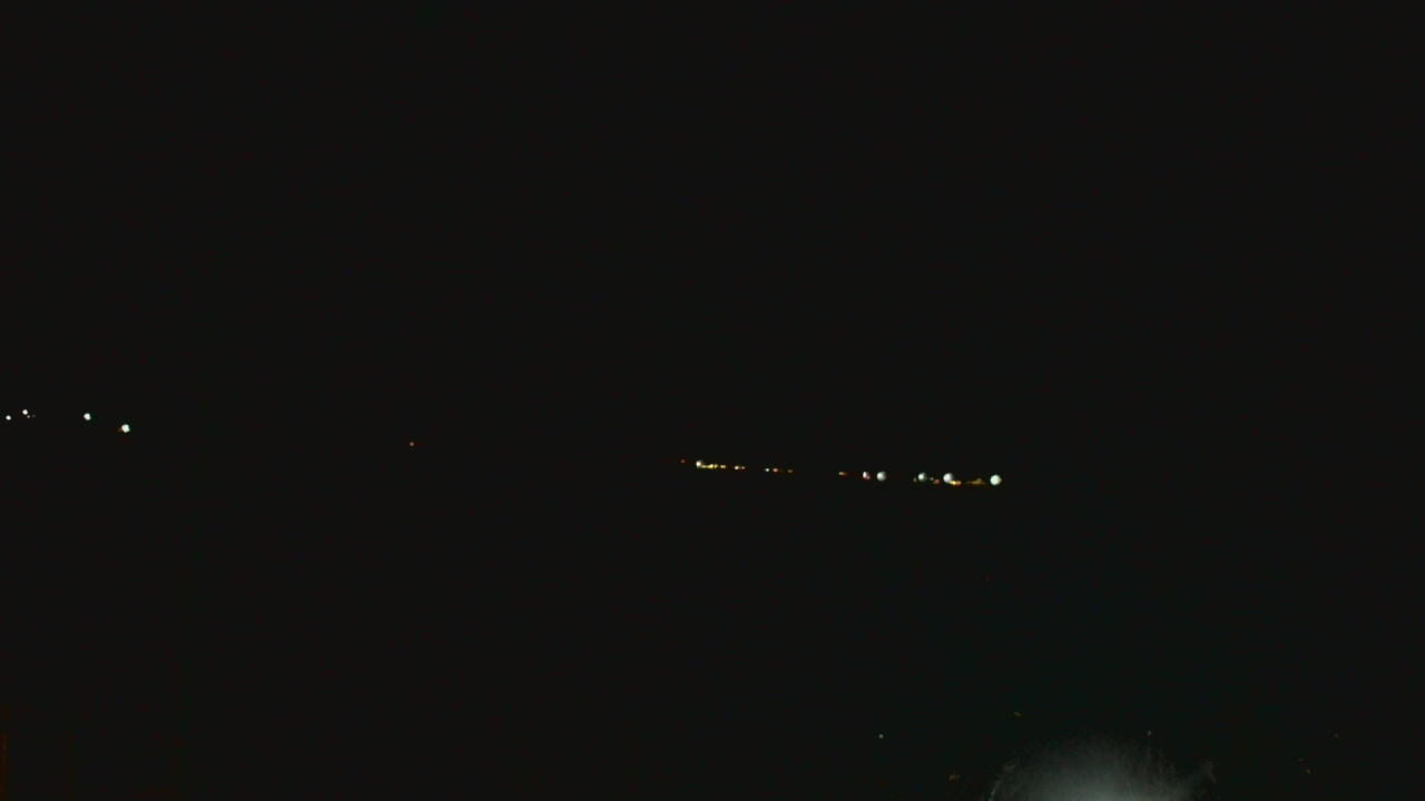 Thumbnail for current weather camera view from Beach Point Club in Mamaroneck, New York