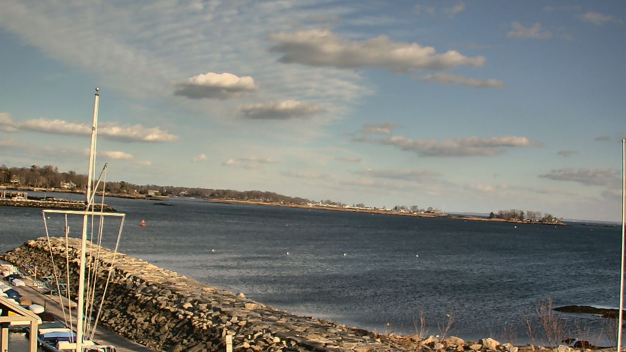 Thumbnail for current weather camera view from Beach Point Club in Mamaroneck, New York