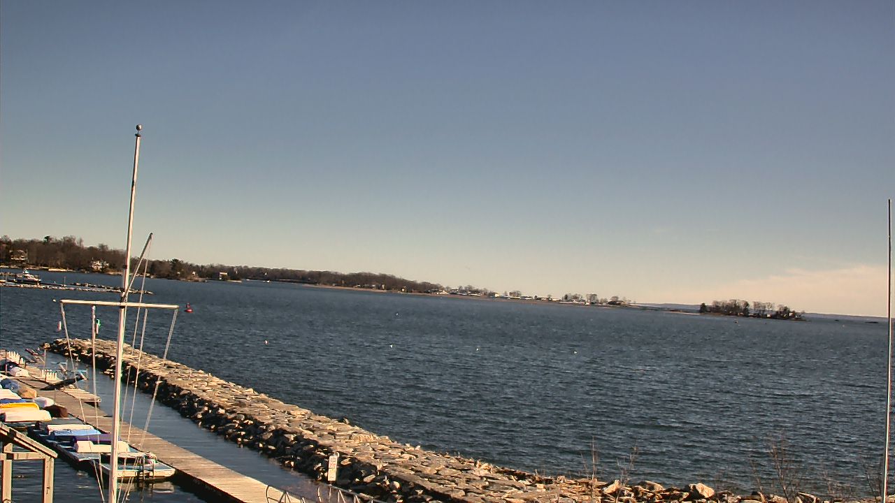 Thumbnail for current weather camera view from Beach Point Club in Mamaroneck, New York