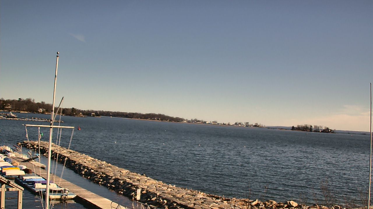 Thumbnail for current weather camera view from Beach Point Club in Mamaroneck, New York