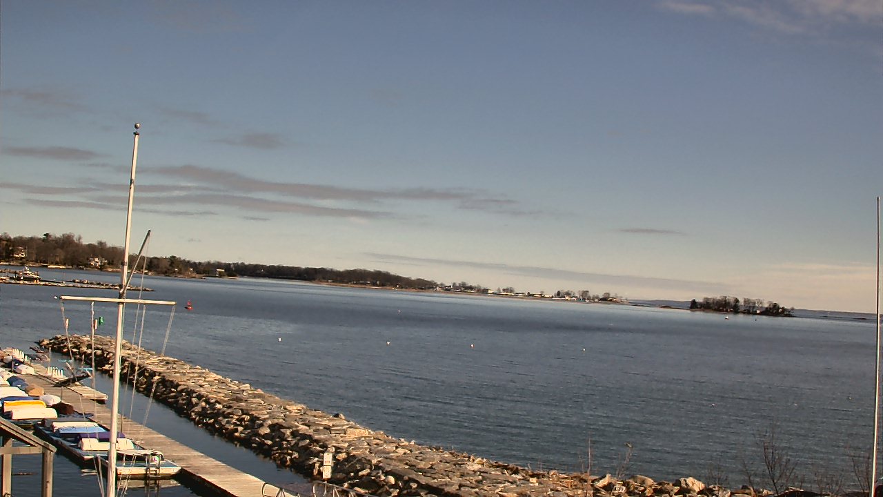 Thumbnail for current weather camera view from Beach Point Club in Mamaroneck, New York