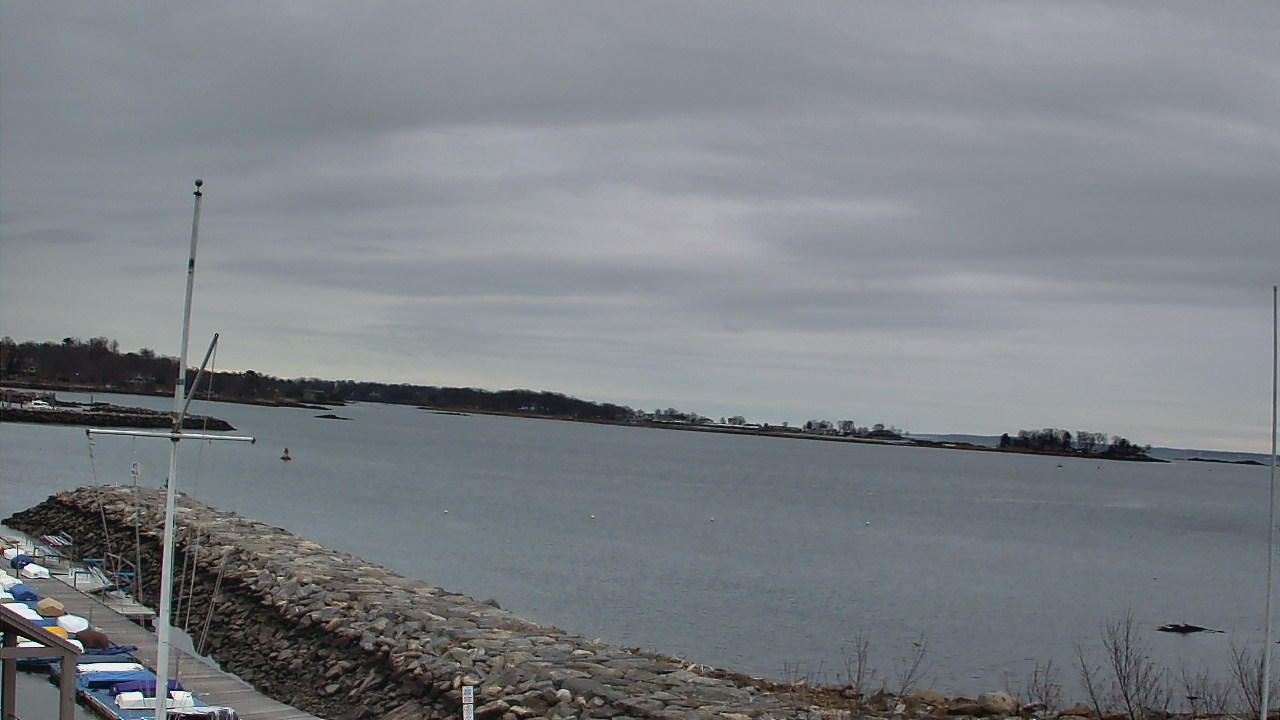 Thumbnail for current weather camera view from Beach Point Club in Mamaroneck, New York