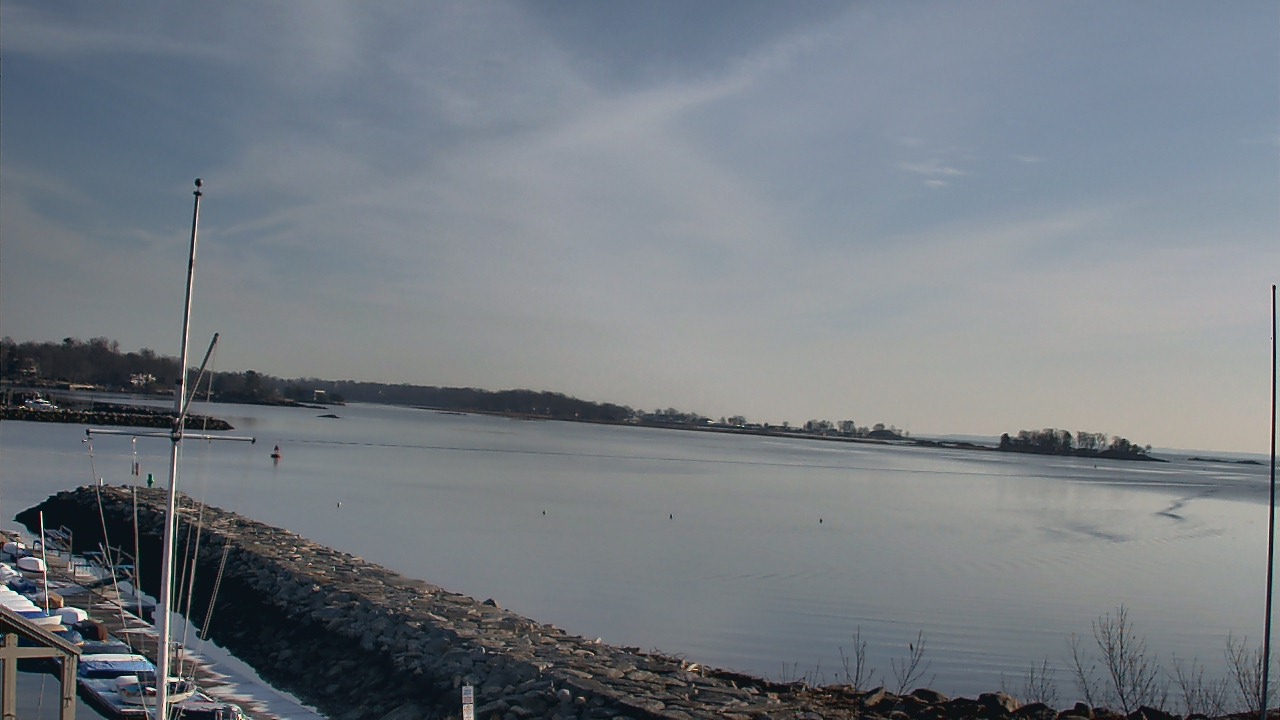 Thumbnail for current weather camera view from Beach Point Club in Mamaroneck, New York