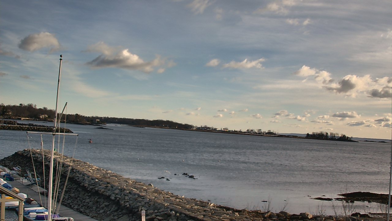 Thumbnail for current weather camera view from Beach Point Club in Mamaroneck, New York