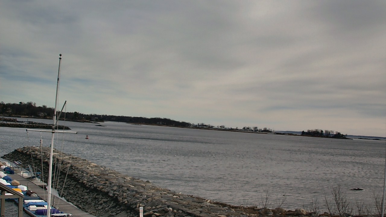 Thumbnail for current weather camera view from Beach Point Club in Mamaroneck, New York