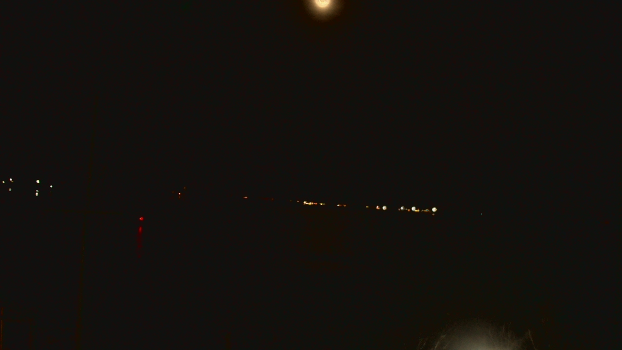 Thumbnail for current weather camera view from Beach Point Club in Mamaroneck, New York