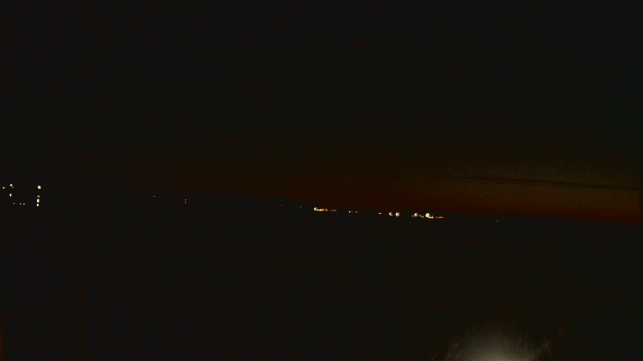 Thumbnail for current weather camera view from Beach Point Club in Mamaroneck, New York