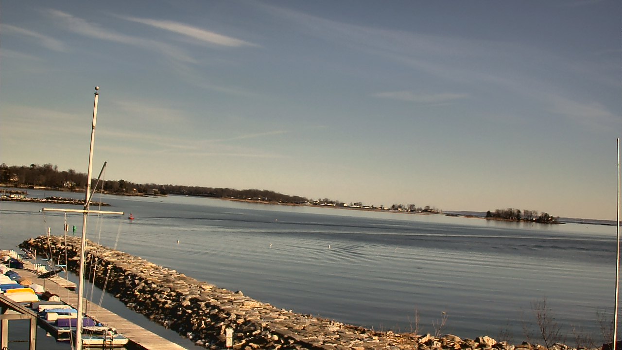 Thumbnail for current weather camera view from Beach Point Club in Mamaroneck, New York