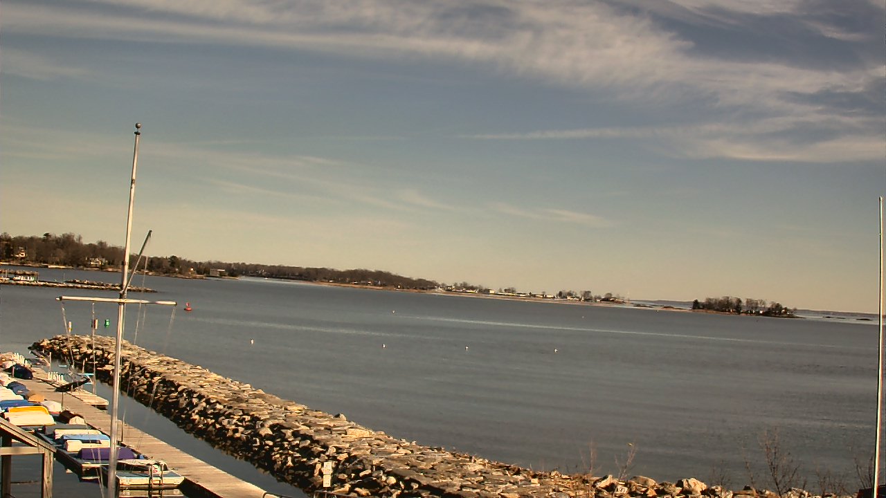 Thumbnail for current weather camera view from Beach Point Club in Mamaroneck, New York