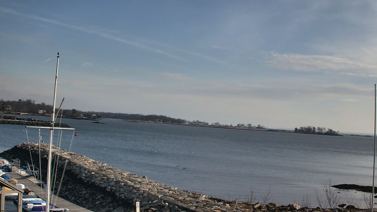 Thumbnail for current weather camera view from Beach Point Club in Mamaroneck, New York