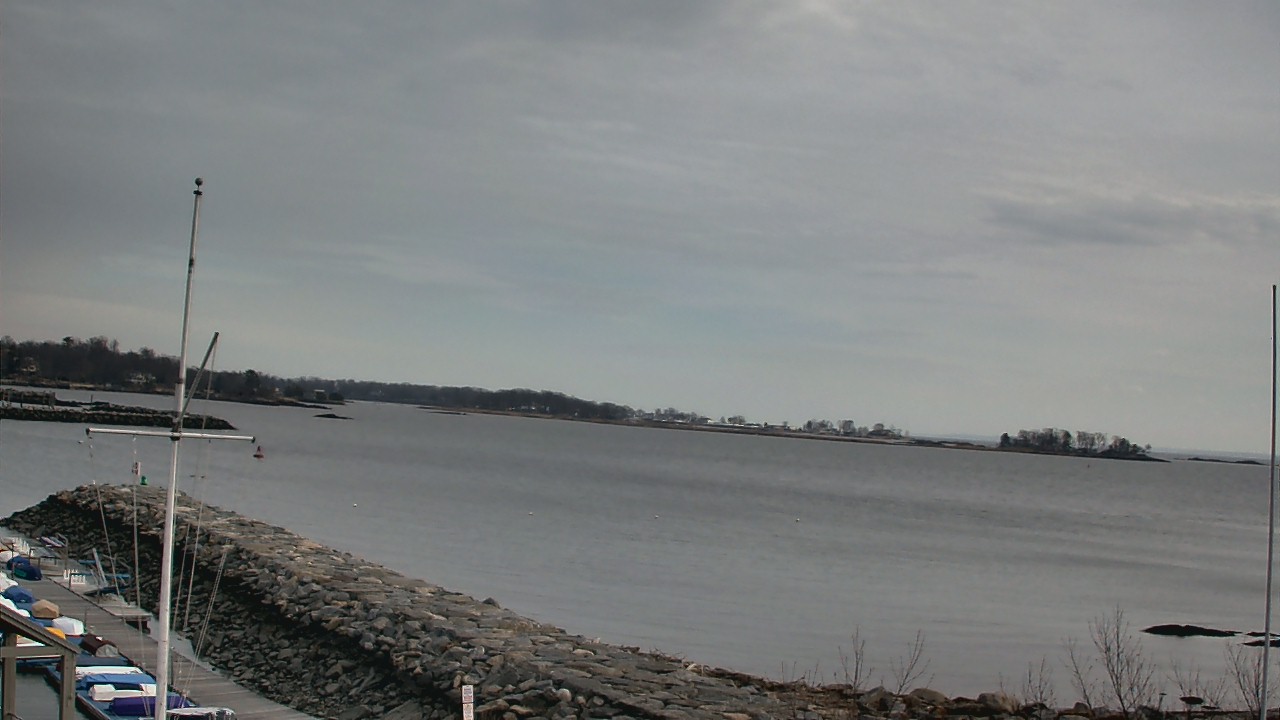 Thumbnail for current weather camera view from Beach Point Club in Mamaroneck, New York