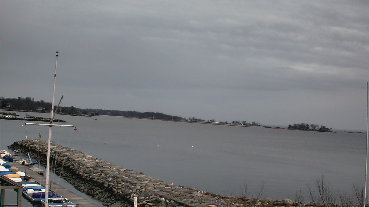 Thumbnail for current weather camera view from Beach Point Club in Mamaroneck, New York