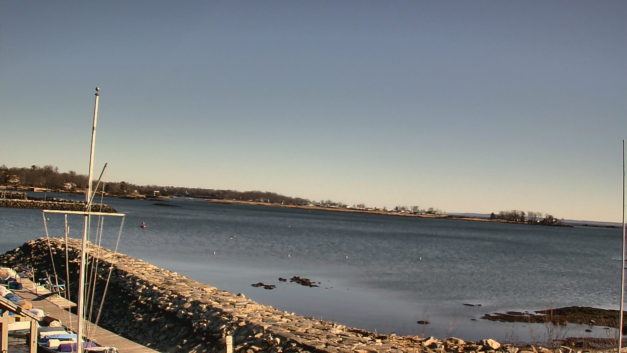 Thumbnail for current weather camera view from Beach Point Club in Mamaroneck, New York