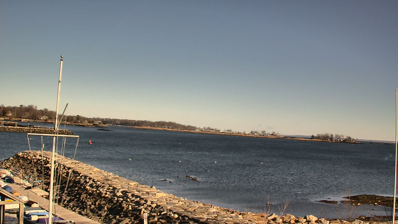 Thumbnail for current weather camera view from Beach Point Club in Mamaroneck, New York