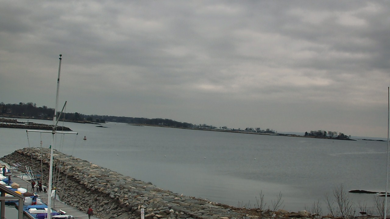 Thumbnail for current weather camera view from Beach Point Club in Mamaroneck, New York