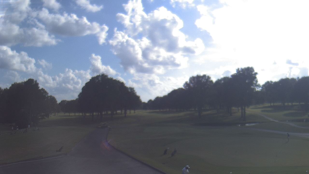 Thumbnail for current weather camera view from Windyke Country Club in Memphis, Tennessee