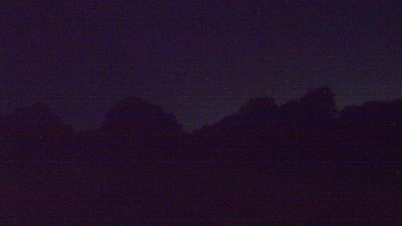Thumbnail for current weather camera view from Windyke Country Club in Memphis, Tennessee