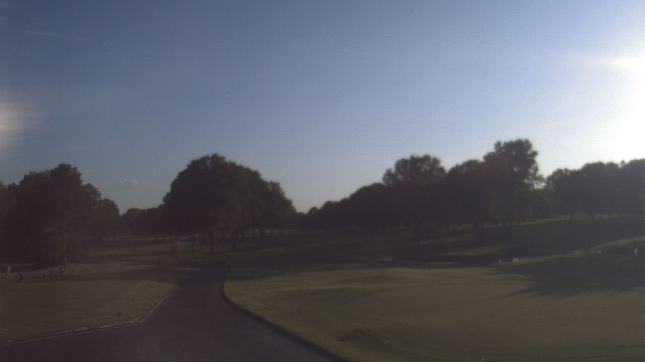 Thumbnail for current weather camera view from Windyke Country Club in Memphis, Tennessee