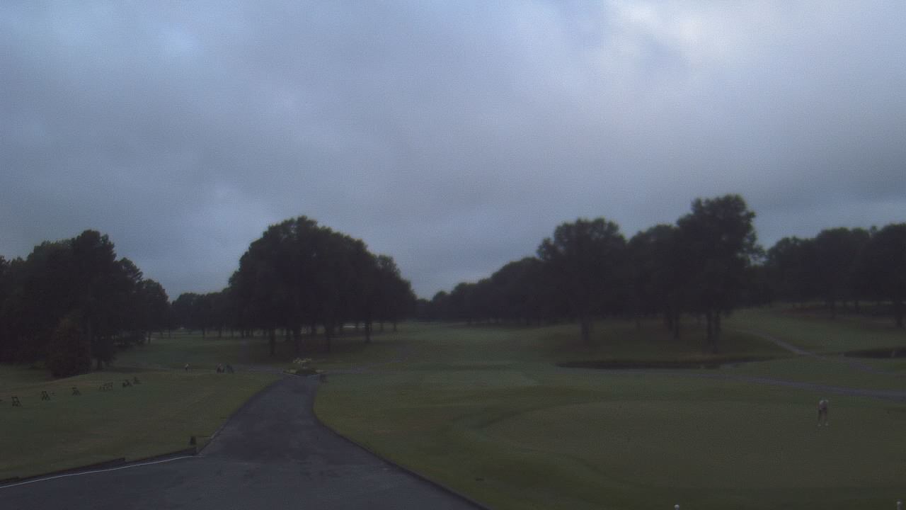 Thumbnail for current weather camera view from Windyke Country Club in Memphis, Tennessee