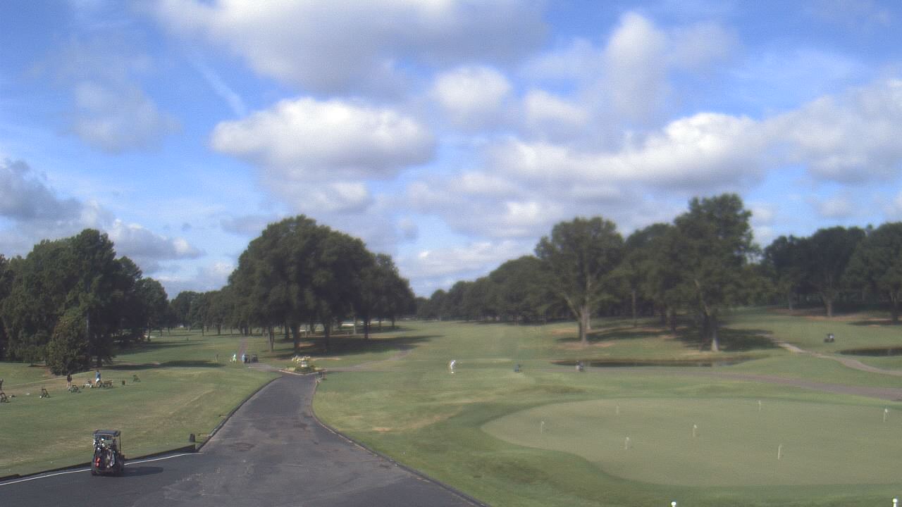 Thumbnail for current weather camera view from Windyke Country Club in Memphis, Tennessee