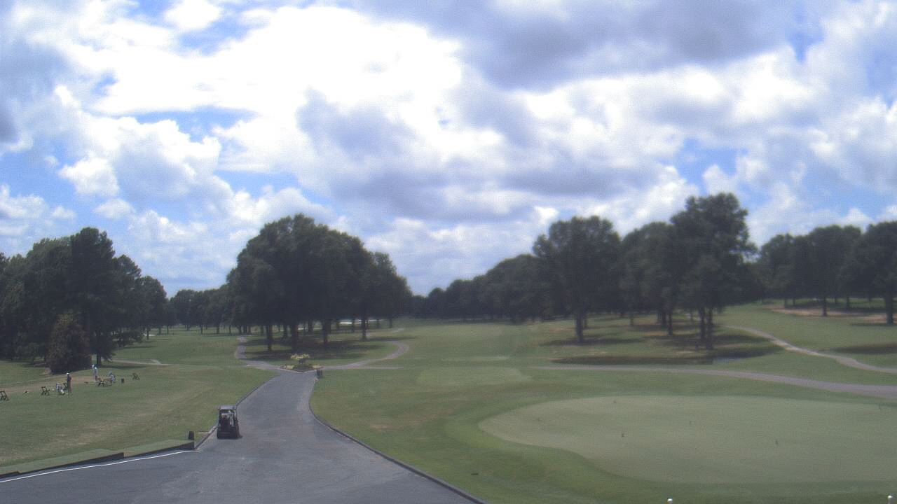 Thumbnail for current weather camera view from Windyke Country Club in Memphis, Tennessee