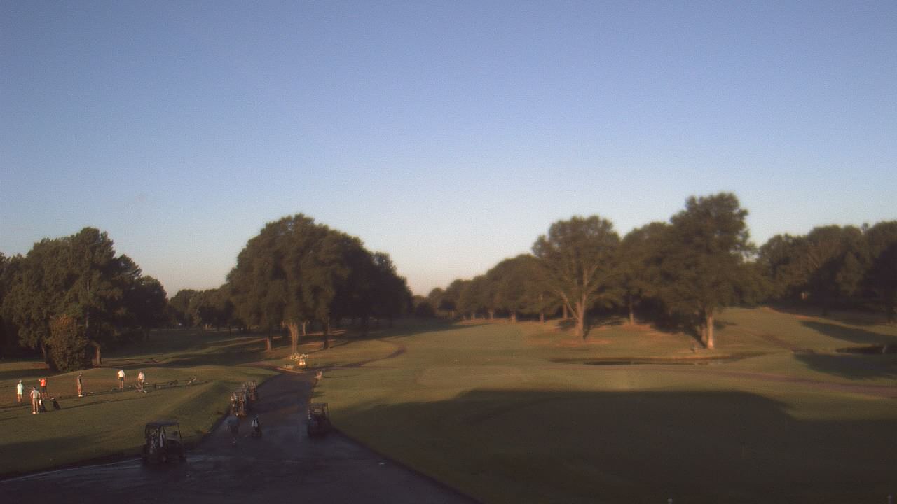 Thumbnail for current weather camera view from Windyke Country Club in Memphis, Tennessee
