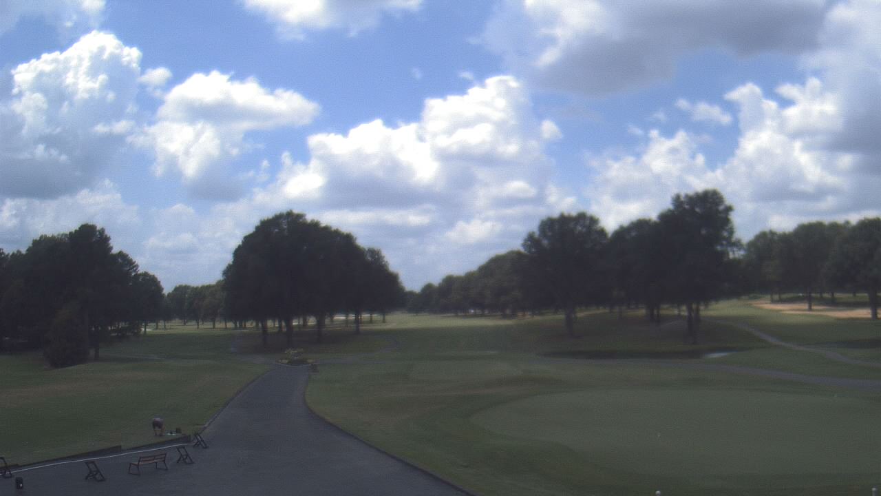 Thumbnail for current weather camera view from Windyke Country Club in Memphis, Tennessee