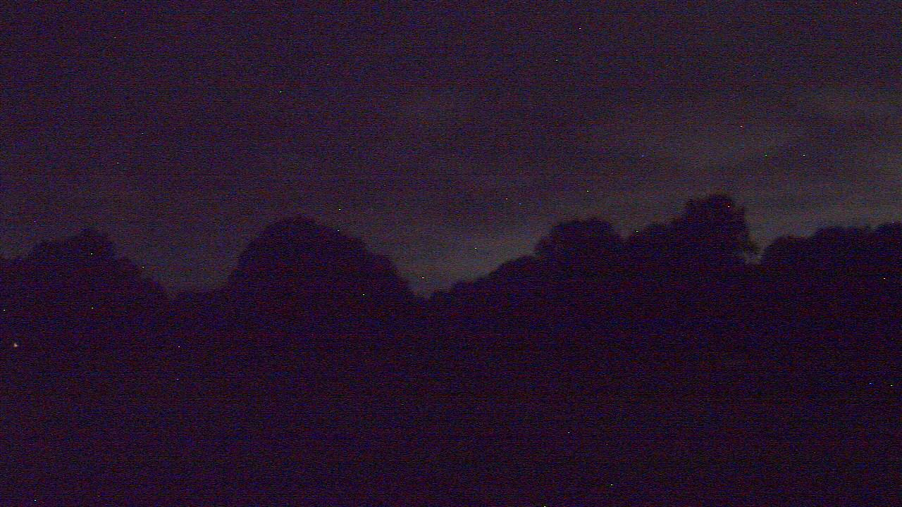 Thumbnail for current weather camera view from Windyke Country Club in Memphis, Tennessee
