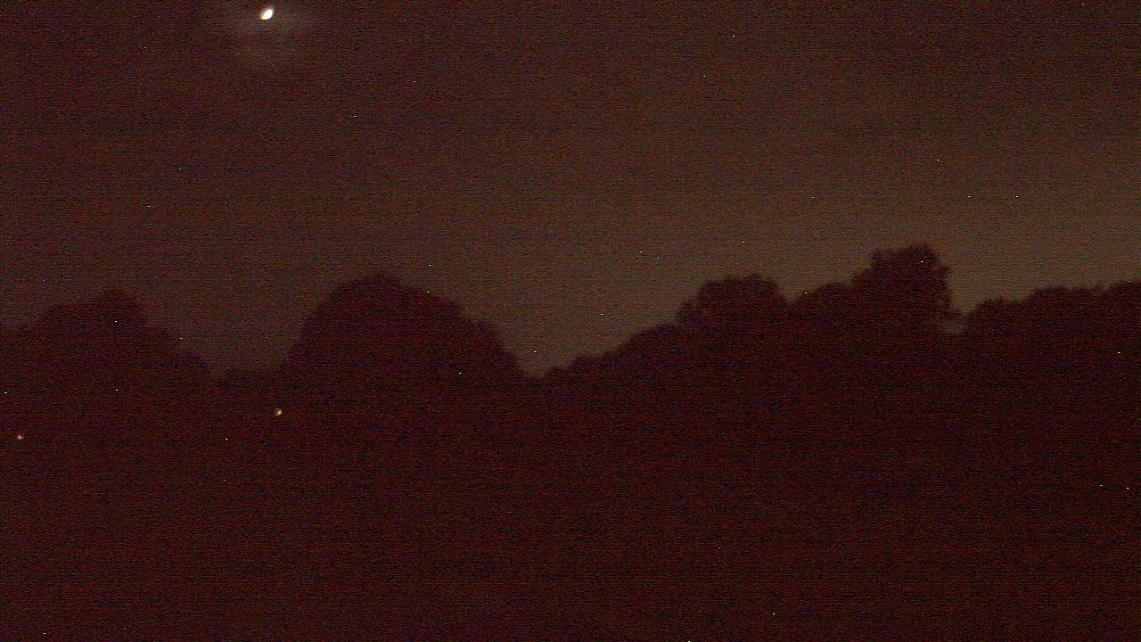 Thumbnail for current weather camera view from Windyke Country Club in Memphis, Tennessee