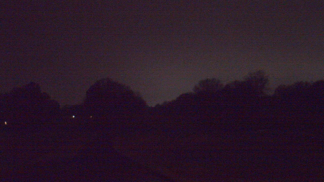 Thumbnail for current weather camera view from Windyke Country Club in Memphis, Tennessee