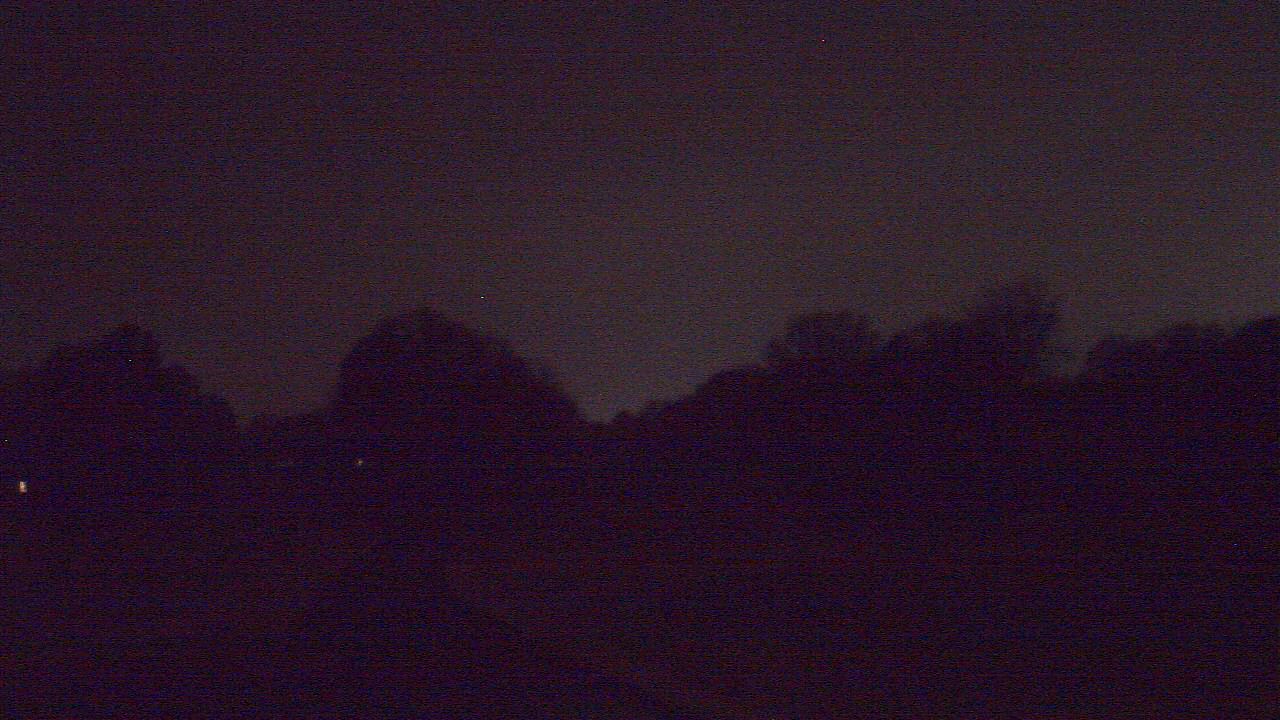 Thumbnail for current weather camera view from Windyke Country Club in Memphis, Tennessee