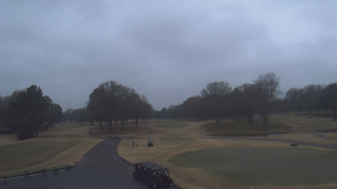 Thumbnail for current weather camera view from Windyke Country Club in Memphis, Tennessee