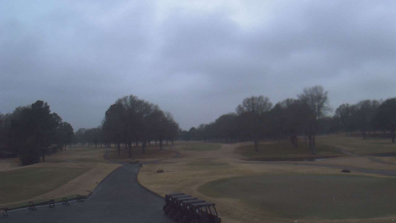 Thumbnail for current weather camera view from Windyke Country Club in Memphis, Tennessee