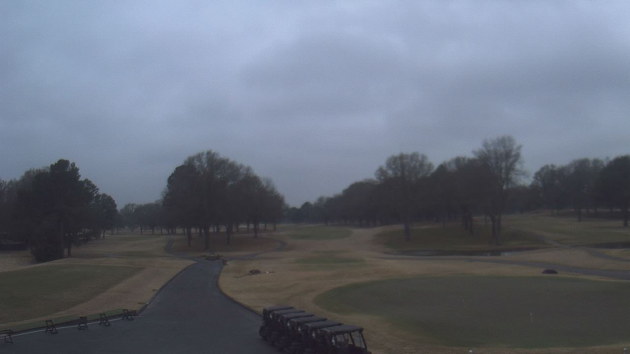 Thumbnail for current weather camera view from Windyke Country Club in Memphis, Tennessee