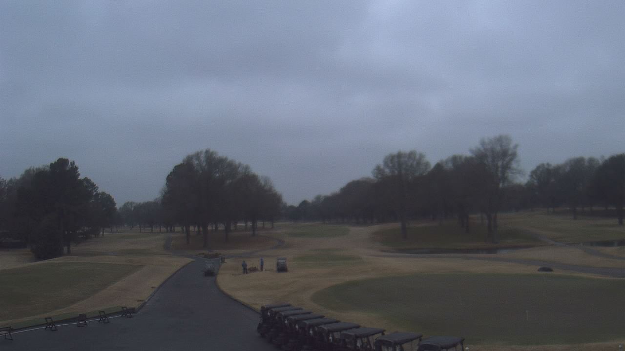Thumbnail for current weather camera view from Windyke Country Club in Memphis, Tennessee