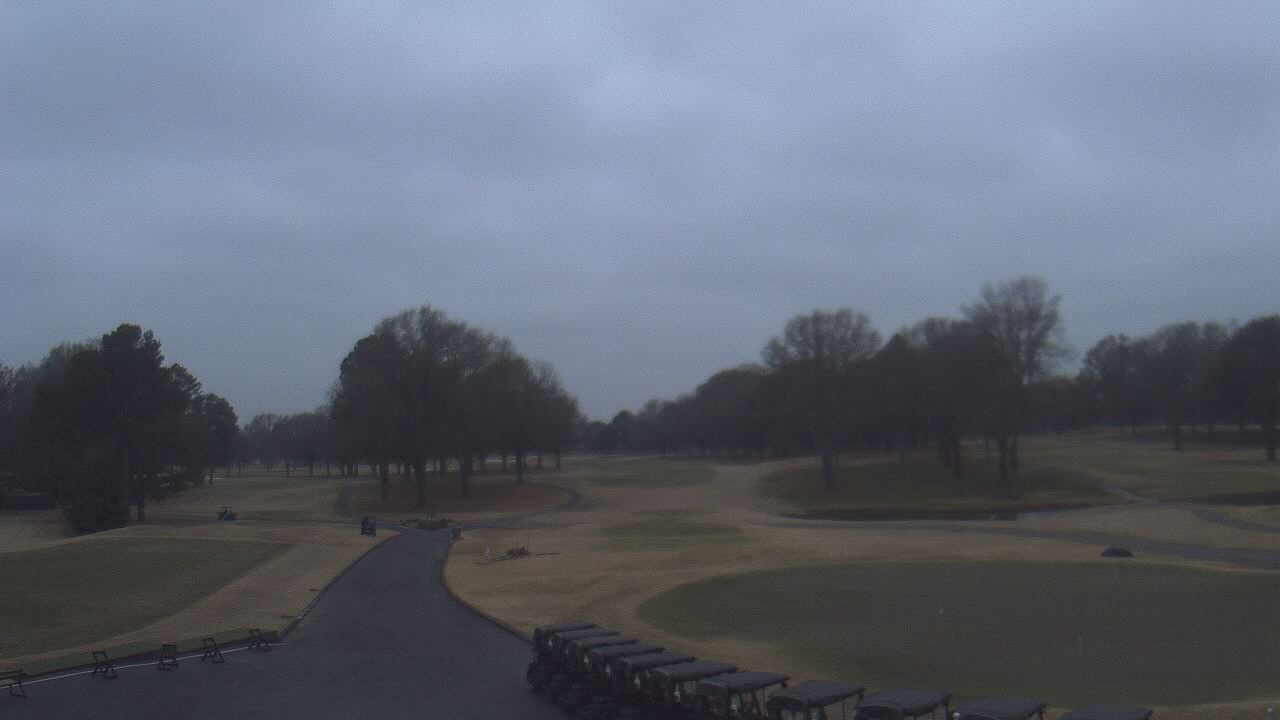 Thumbnail for current weather camera view from Windyke Country Club in Memphis, Tennessee