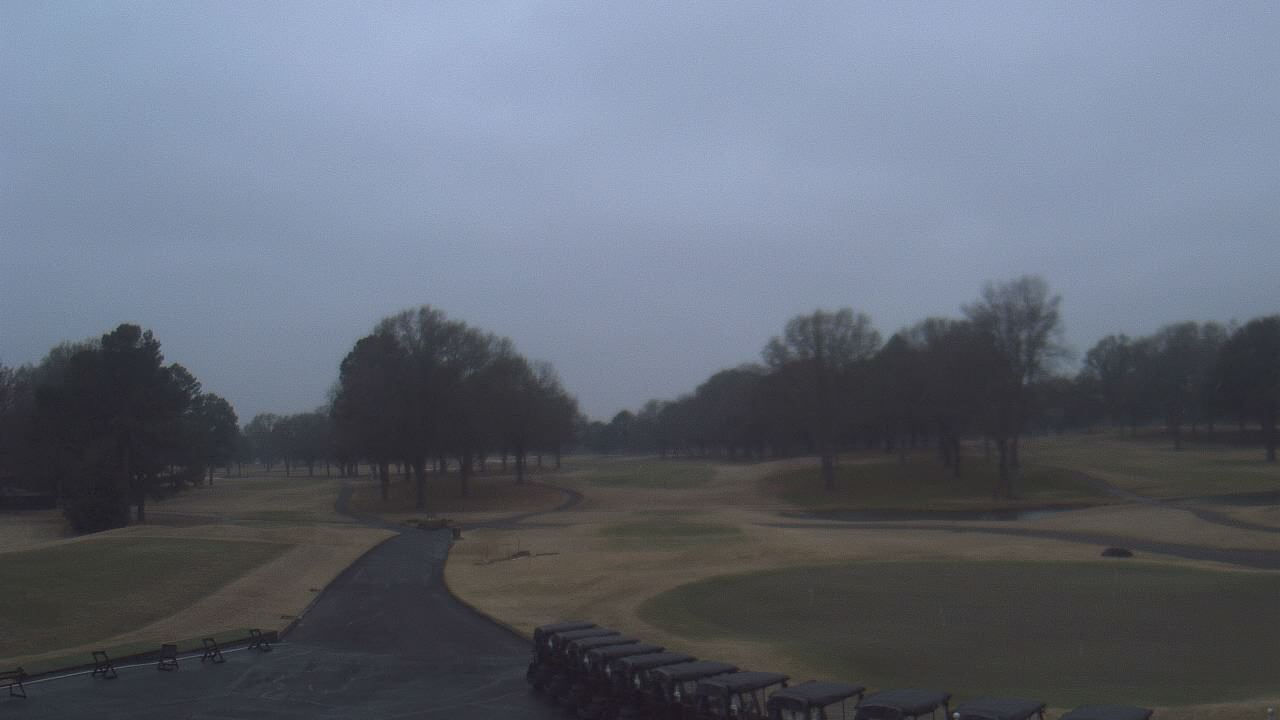Thumbnail for current weather camera view from Windyke Country Club in Memphis, Tennessee