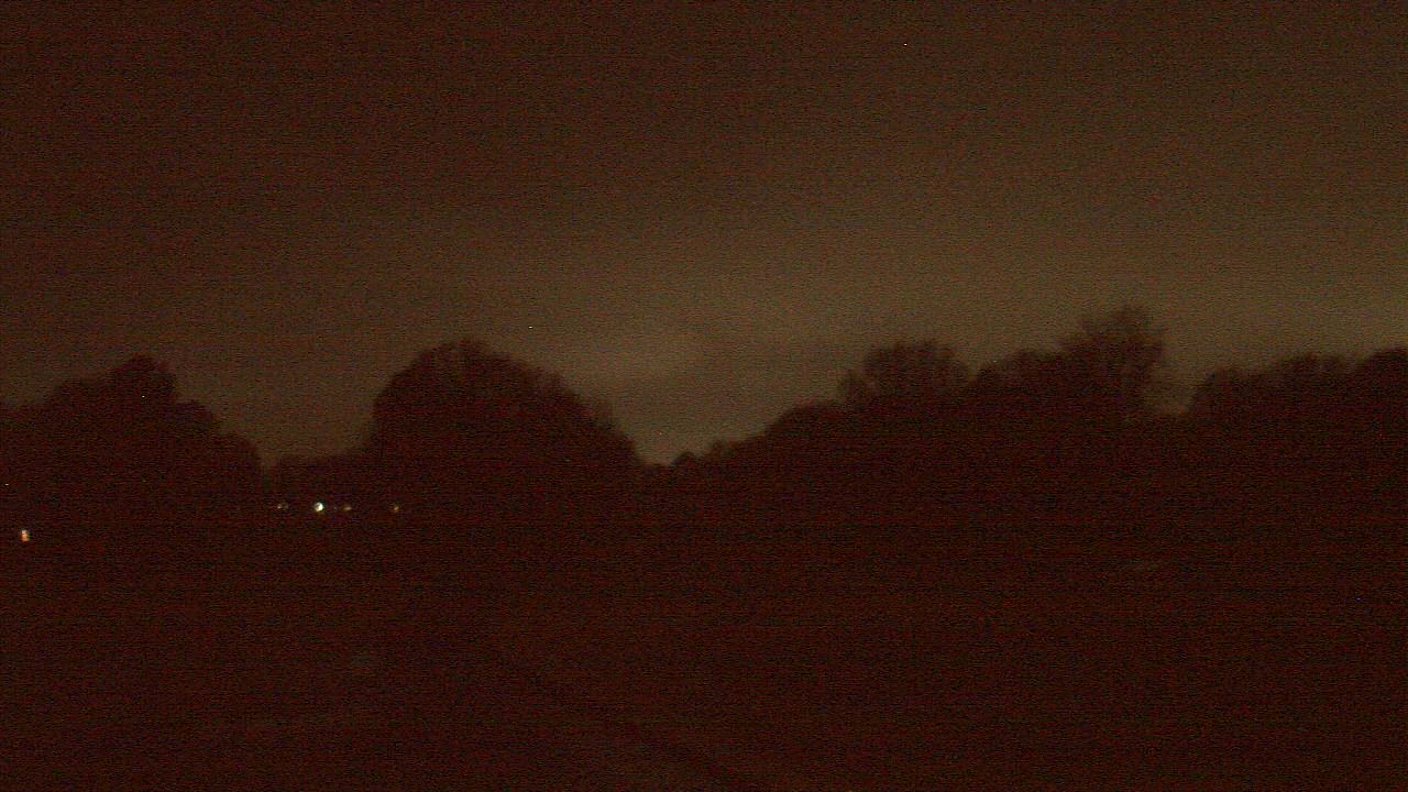 Thumbnail for current weather camera view from Windyke Country Club in Memphis, Tennessee