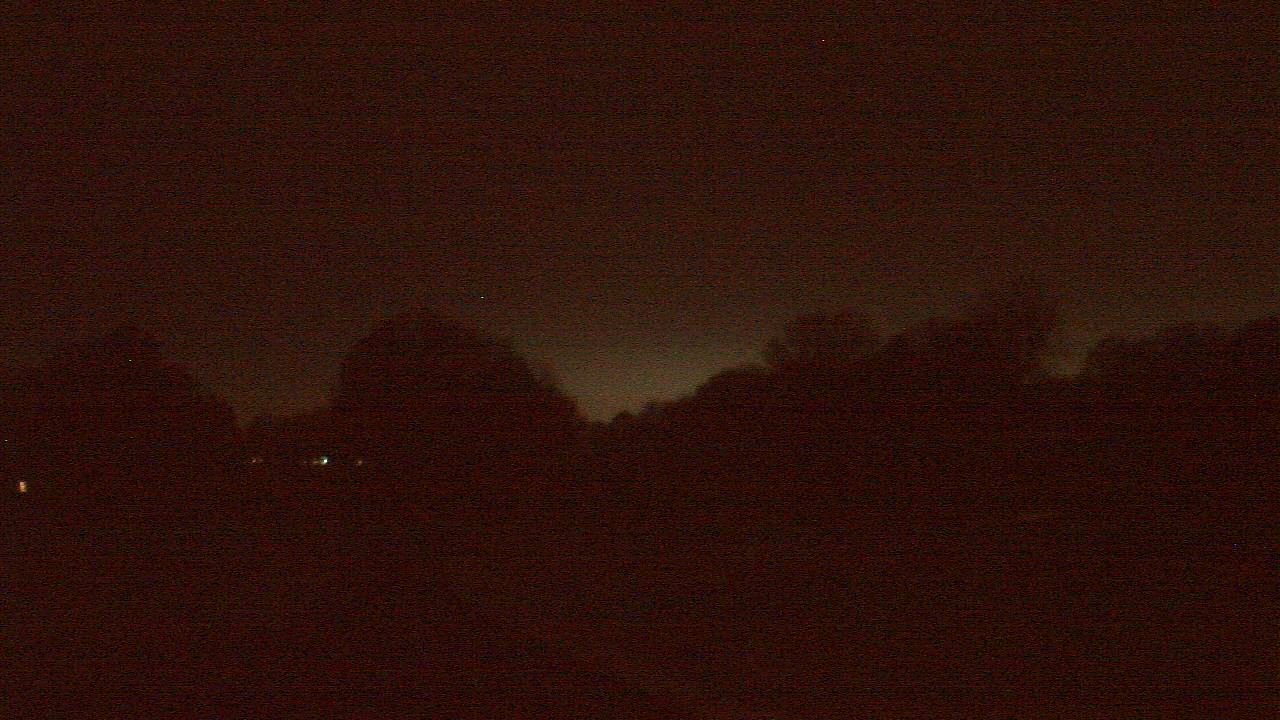 Thumbnail for current weather camera view from Windyke Country Club in Memphis, Tennessee