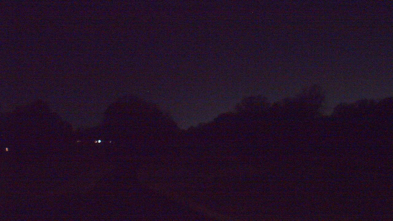 Thumbnail for current weather camera view from Windyke Country Club in Memphis, Tennessee