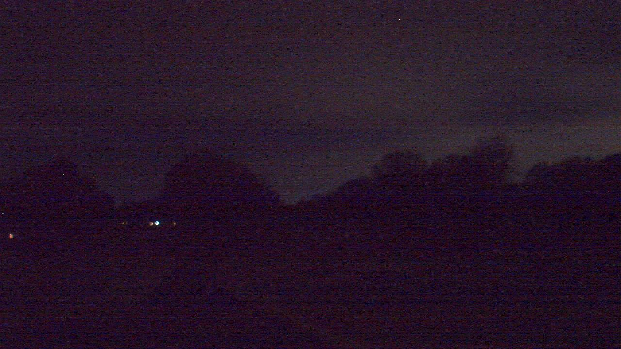Thumbnail for current weather camera view from Windyke Country Club in Memphis, Tennessee