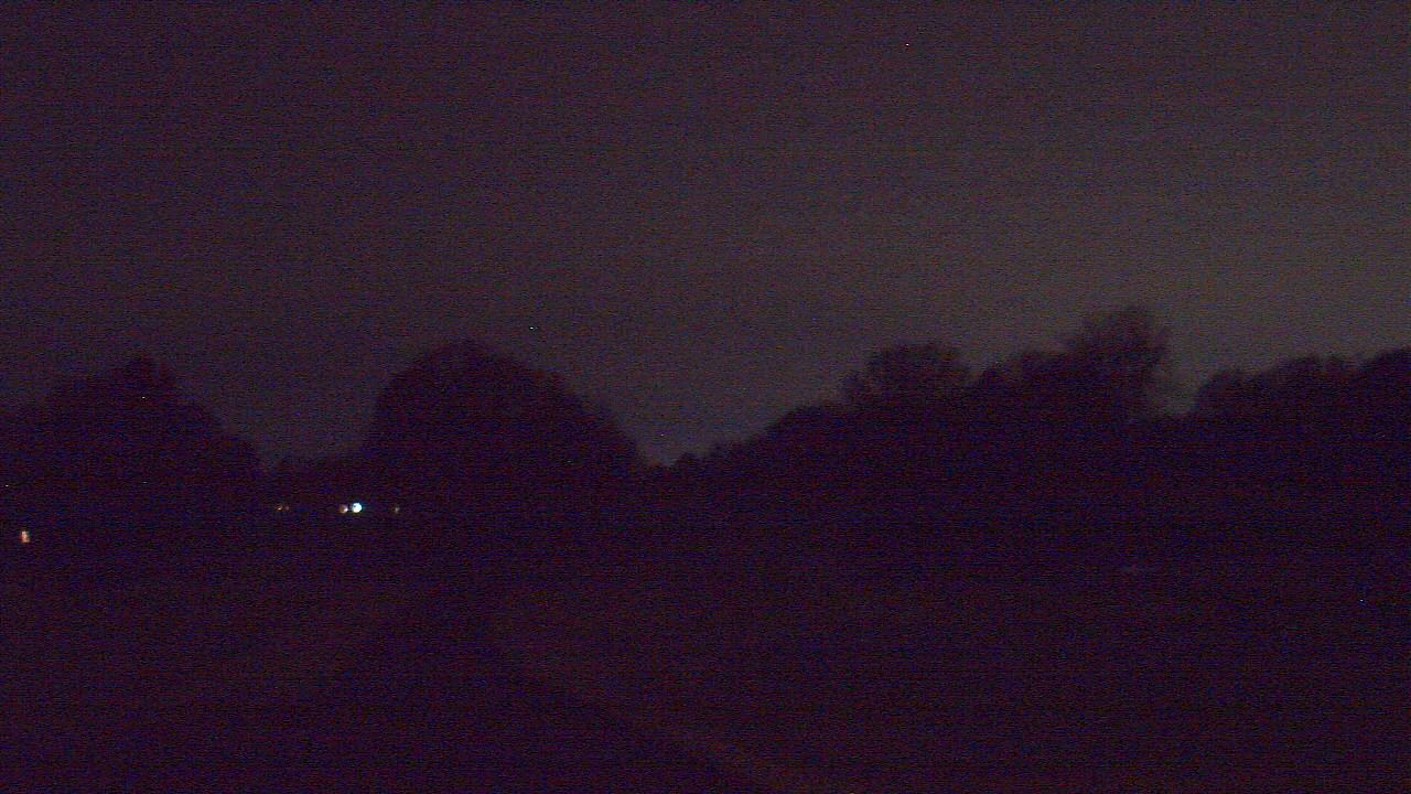 Thumbnail for current weather camera view from Windyke Country Club in Memphis, Tennessee