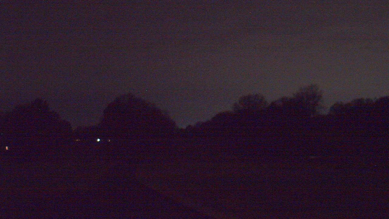 Thumbnail for current weather camera view from Windyke Country Club in Memphis, Tennessee