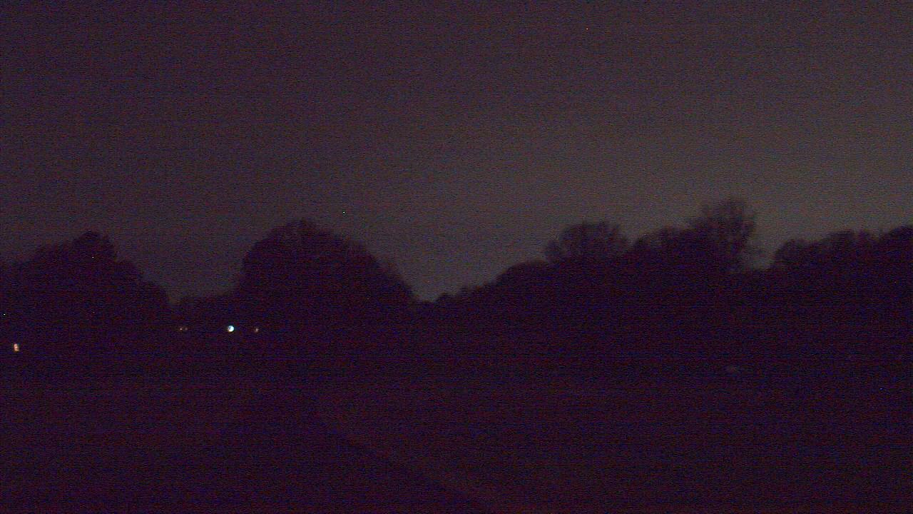 Thumbnail for current weather camera view from Windyke Country Club in Memphis, Tennessee