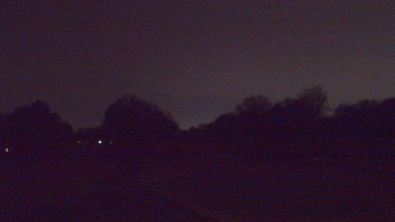 Thumbnail for current weather camera view from Windyke Country Club in Memphis, Tennessee